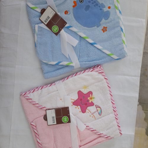 Cap-Blankets-THE-BABYSHOP-KATTANKUDY-6.jpg