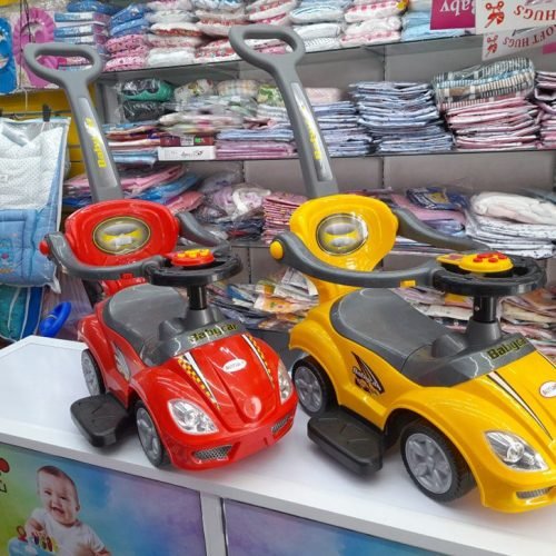 Ride on Car With Support and Handle - the BabyShop Kattankudy